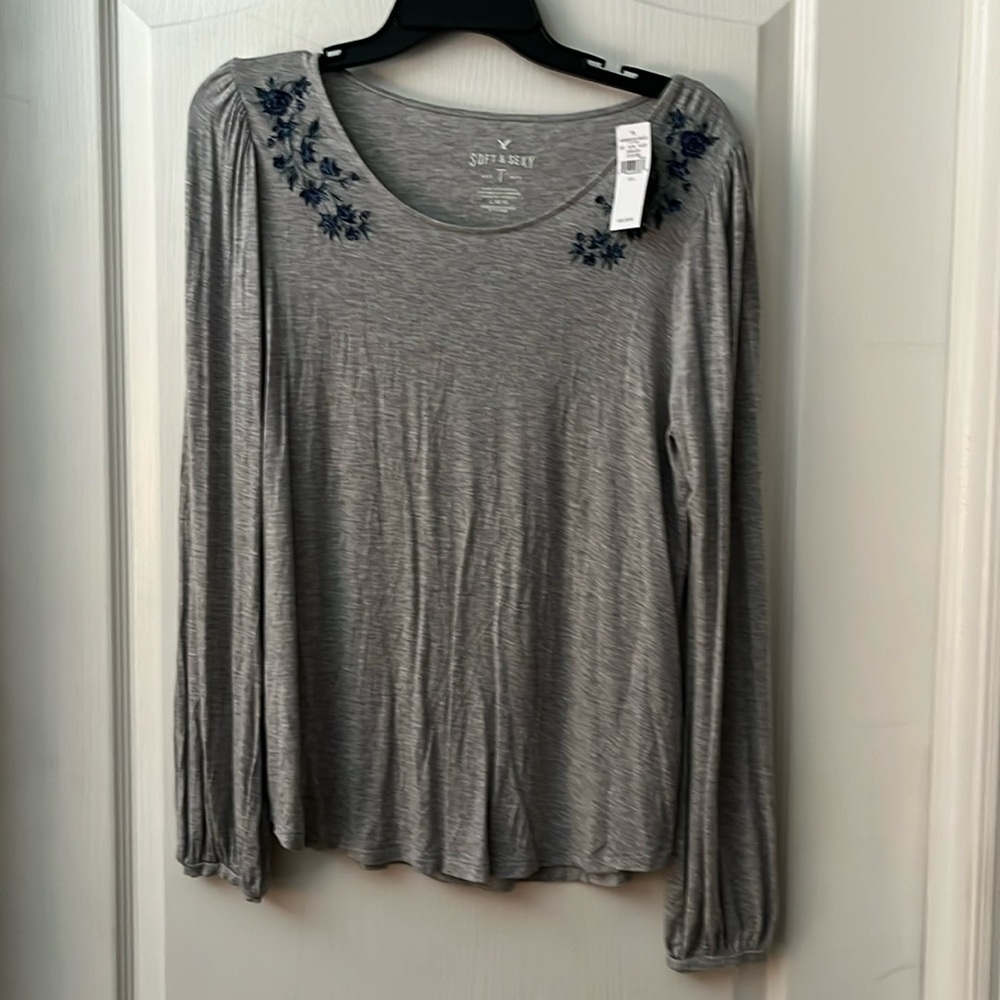 Women’s American eagle long sleeve tshirt size large